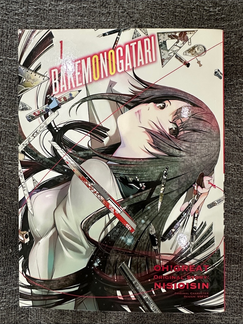 Bakemonogatari Illustrated Book - White/Black Cover